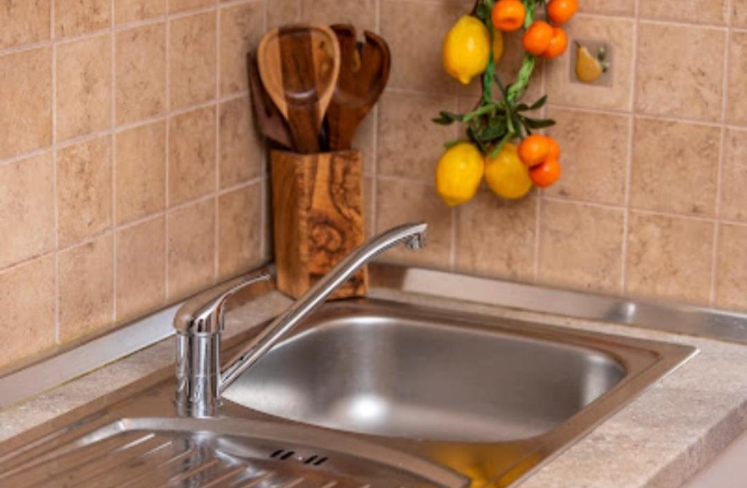 Apartmani Dubrava Podstrana Buitenkant foto