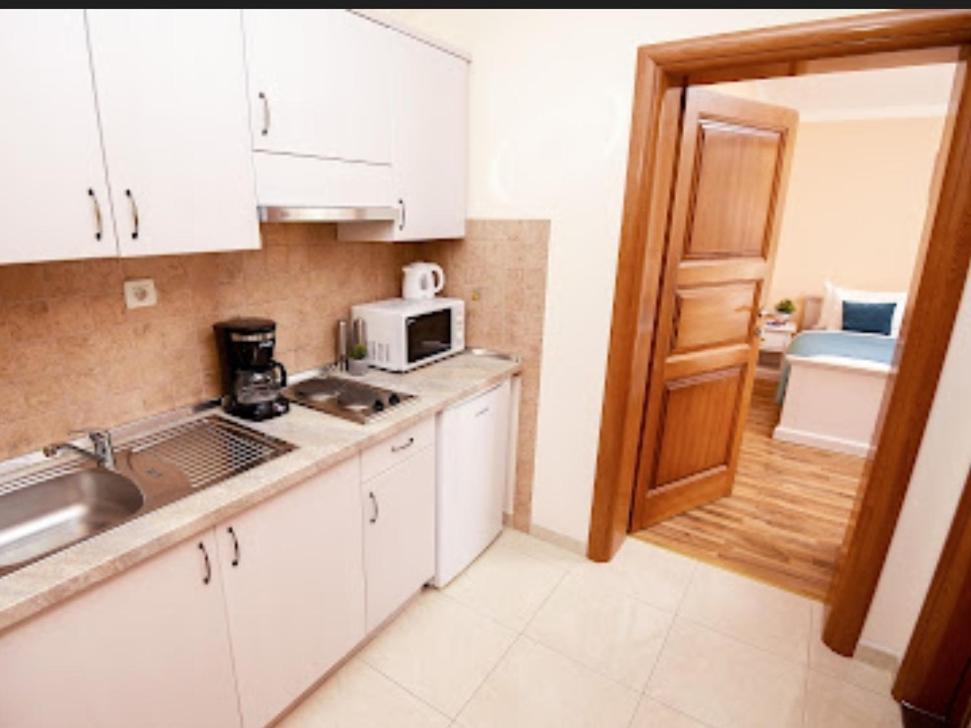 Apartmani Dubrava Podstrana Buitenkant foto
