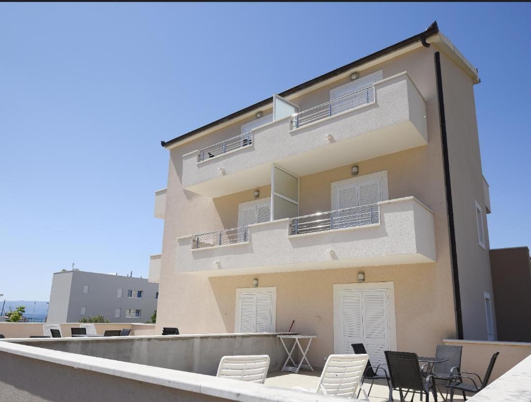 Apartmani Dubrava Podstrana Buitenkant foto
