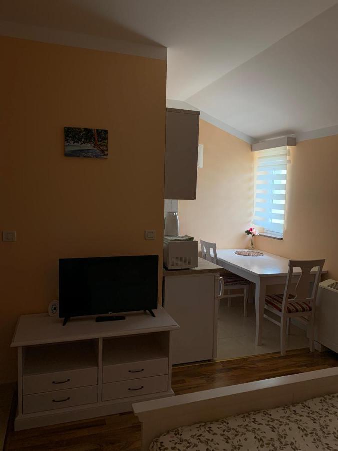 Apartmani Dubrava Podstrana Buitenkant foto